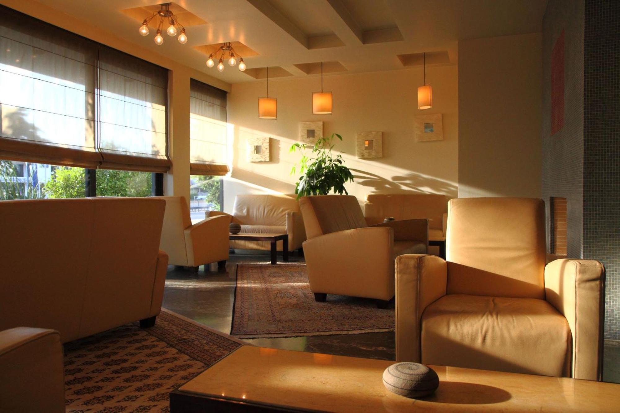 Pines Hotel (Adults Only) Kifisia Exterior photo