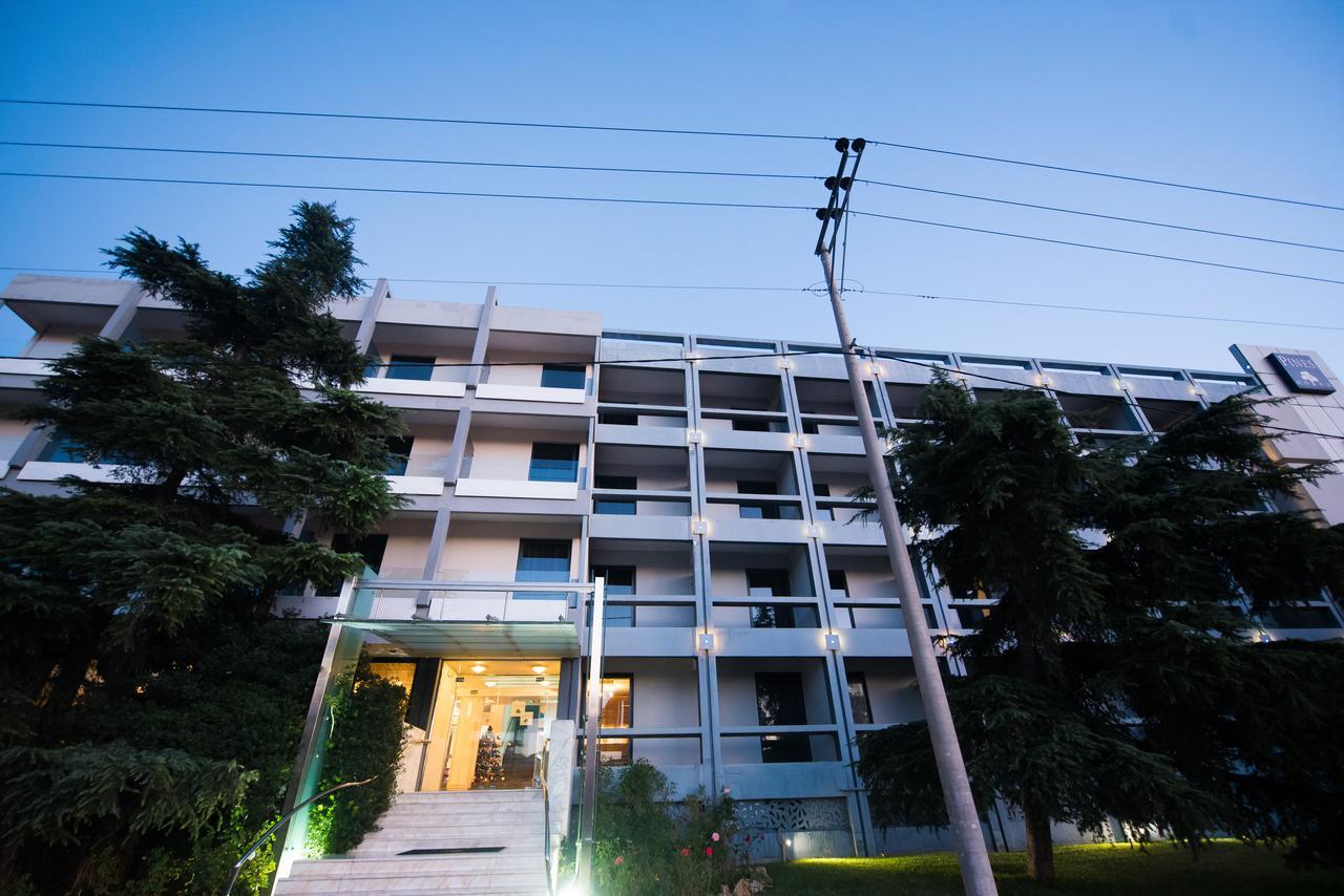 Pines Hotel (Adults Only) Kifisia Exterior photo